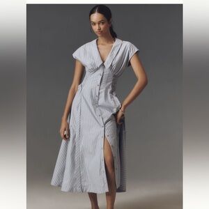 nwt by ANTHROPOLOGIE sz M Short-Sleeve V-Neck Midi Dress in blue motif